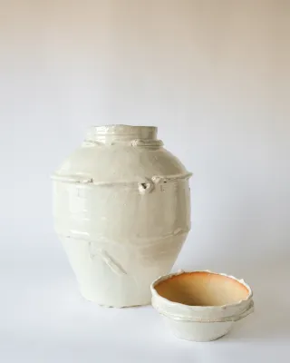 Marjorie Dial,  Bound Jar I, 2025, ceramic with ash glaze, 16" x 13" x 13"